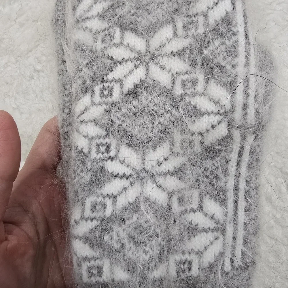 Handmade Goat Down Mittens Grey White Nordic Pattern Warm Winter Gloves One Size